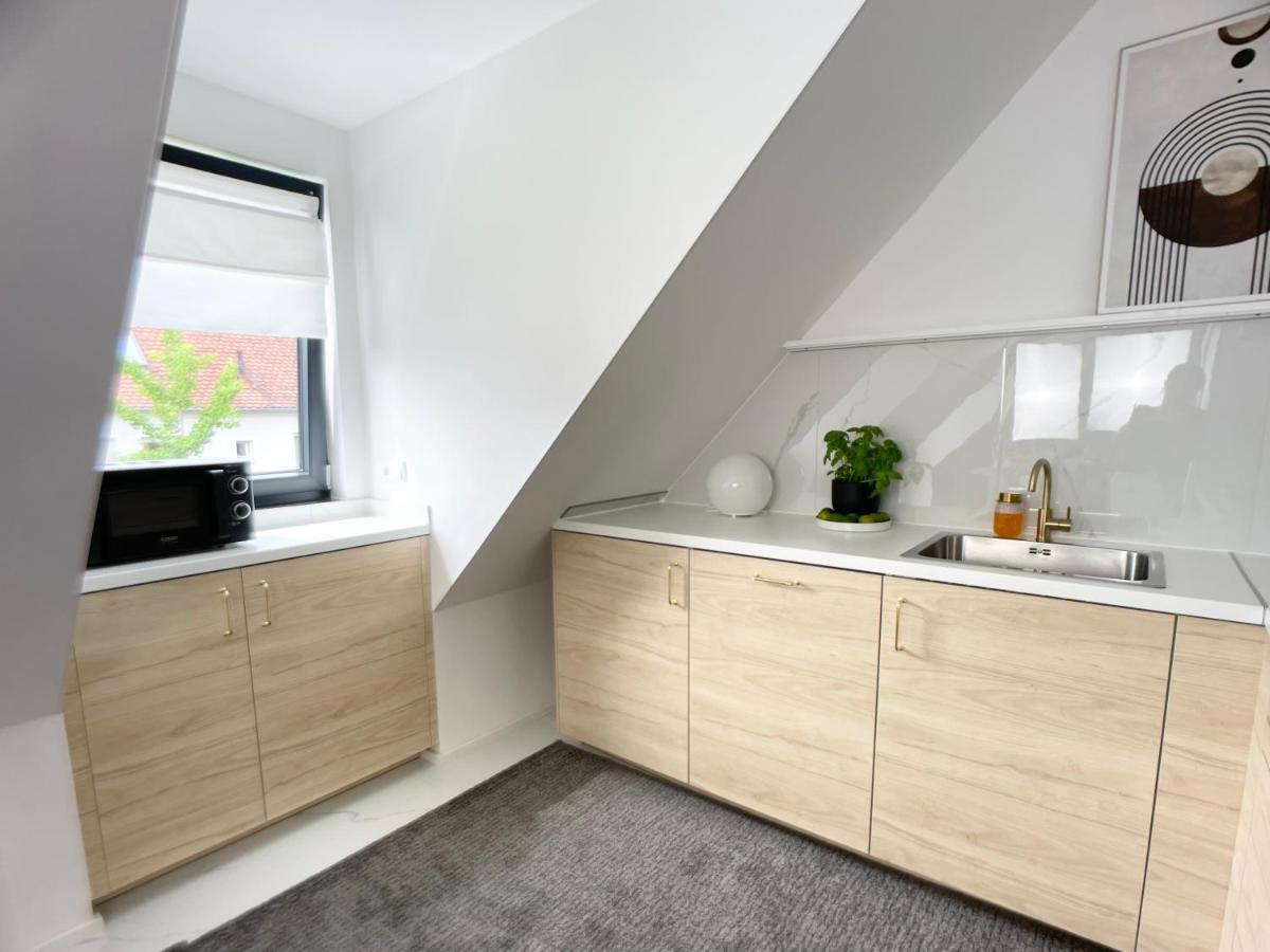 M-Style 04 Apartment Mit Balkon Und Gasgrill, 24H Self-Check-In, Free Parking, Netflix Nürnberg Exteriör bild