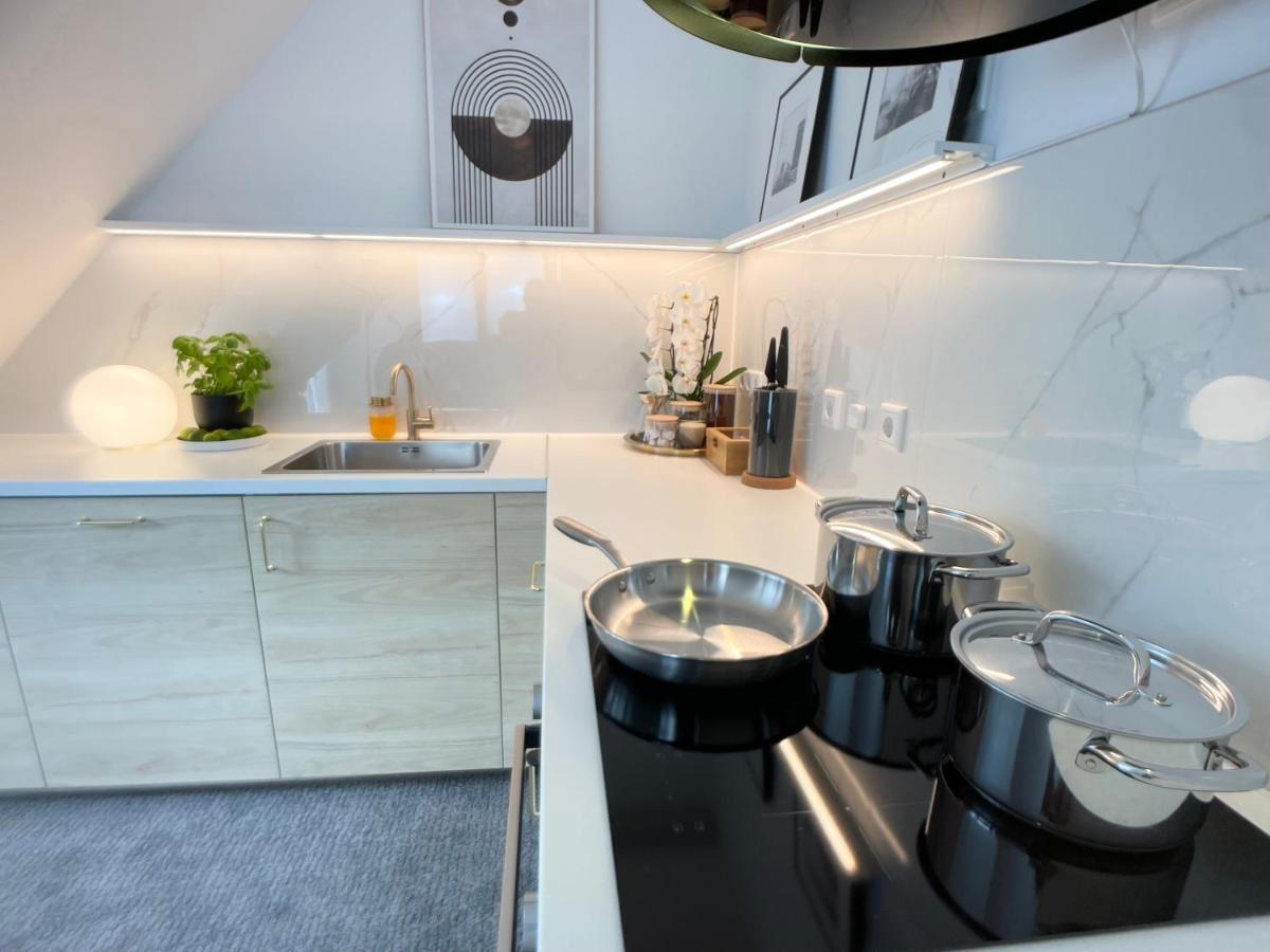 M-Style 04 Apartment Mit Balkon Und Gasgrill, 24H Self-Check-In, Free Parking, Netflix Nürnberg Exteriör bild