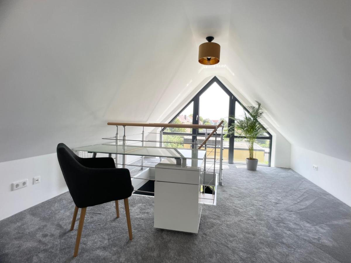 M-Style 04 Apartment Mit Balkon Und Gasgrill, 24H Self-Check-In, Free Parking, Netflix Nürnberg Exteriör bild
